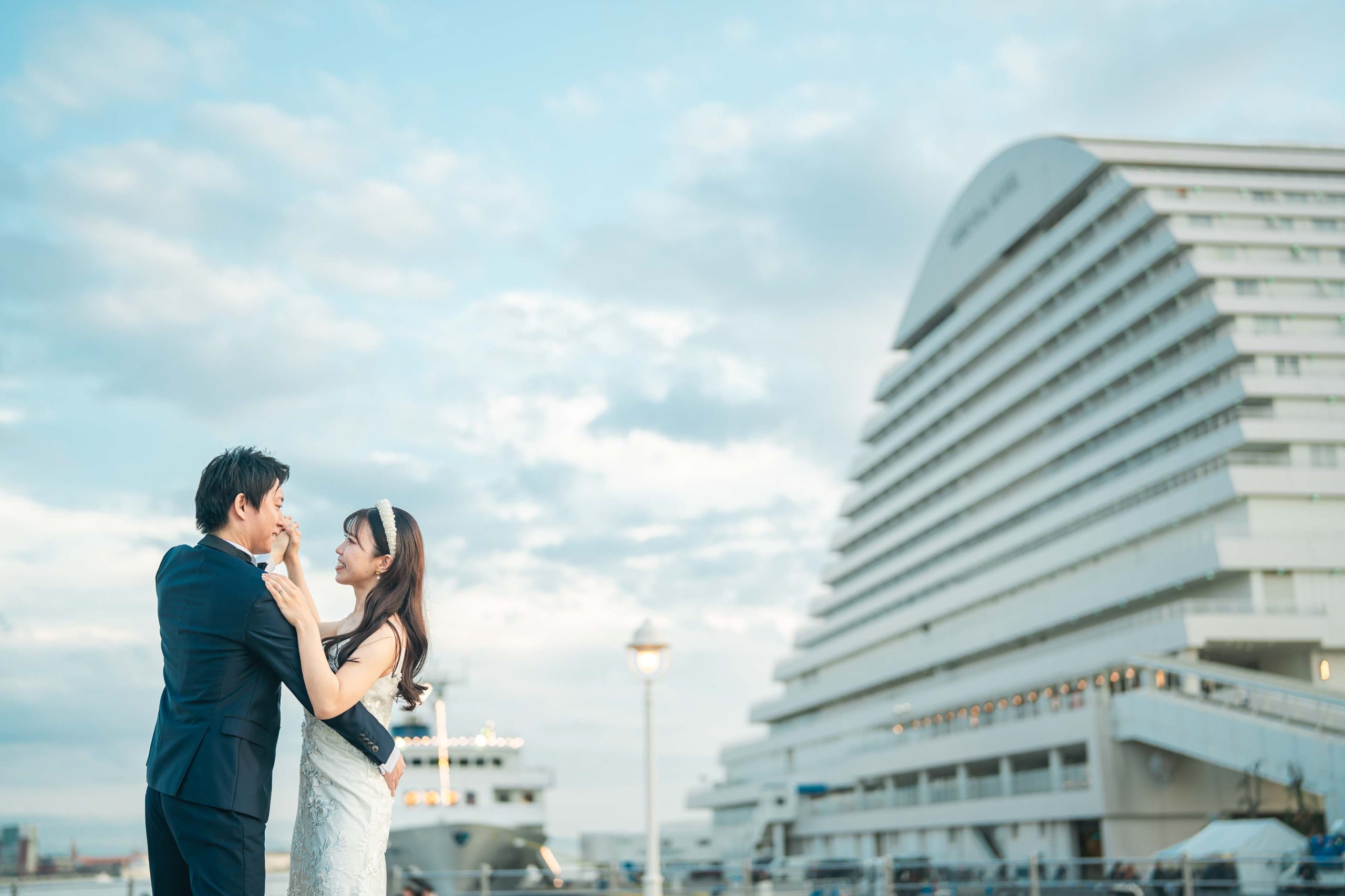 沖縄でリゾートウェディングイメージ