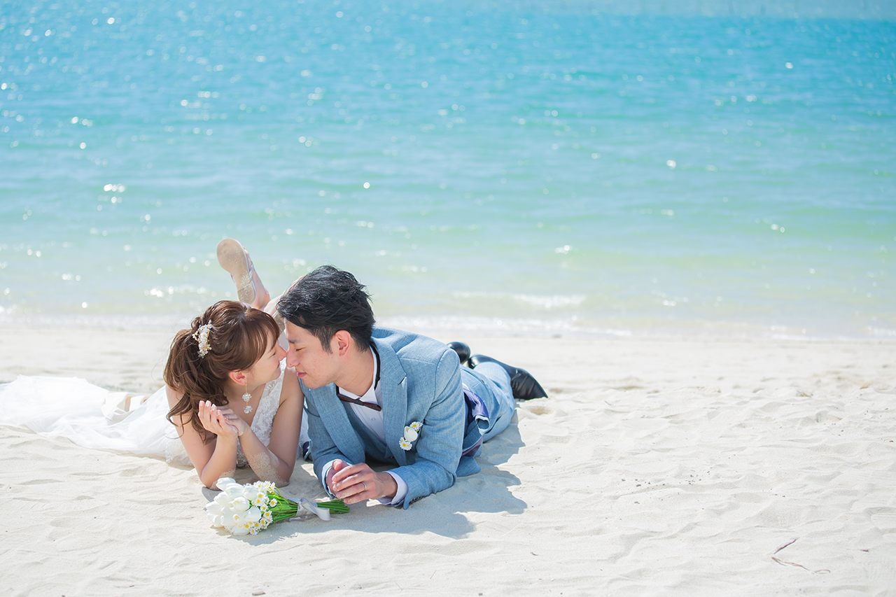 沖縄でリゾートウェディングイメージ