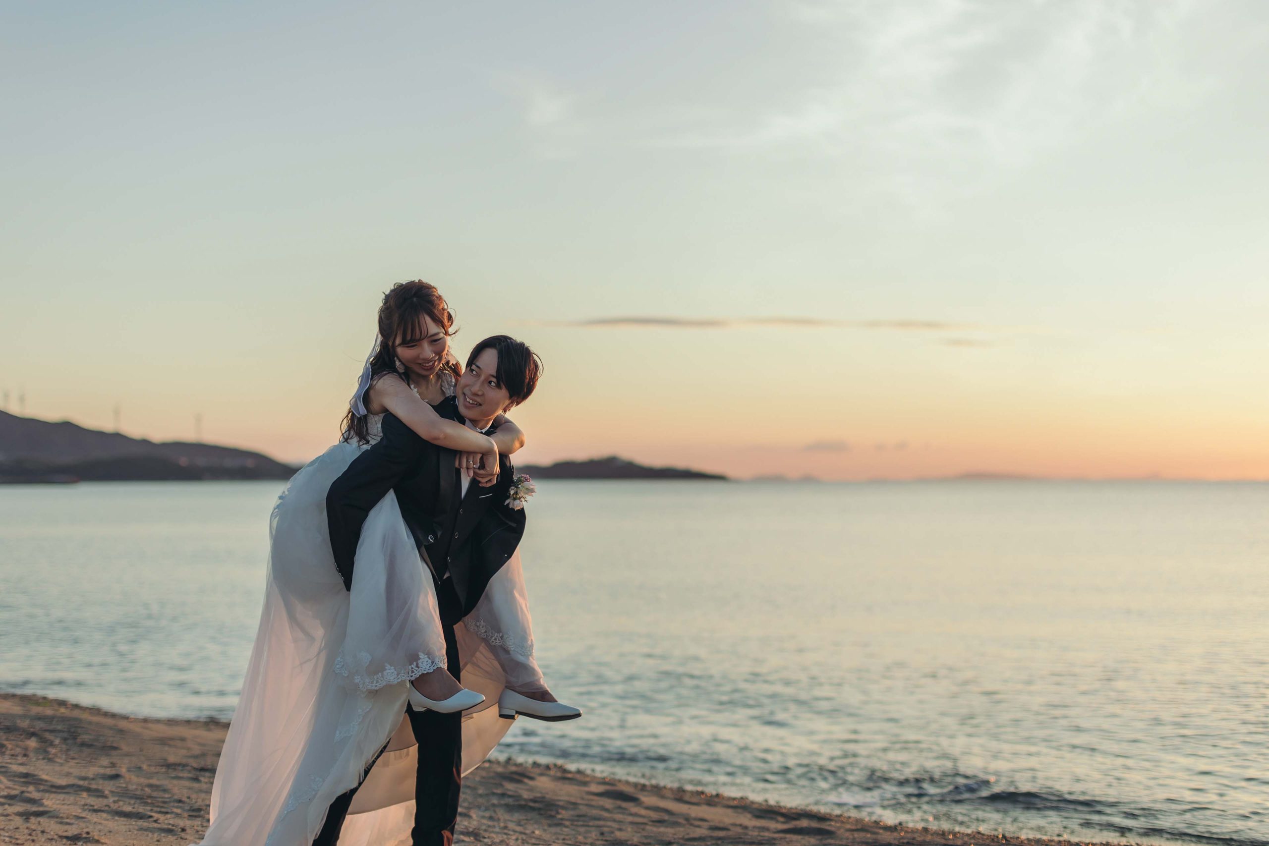 沖縄でリゾートウェディングイメージ