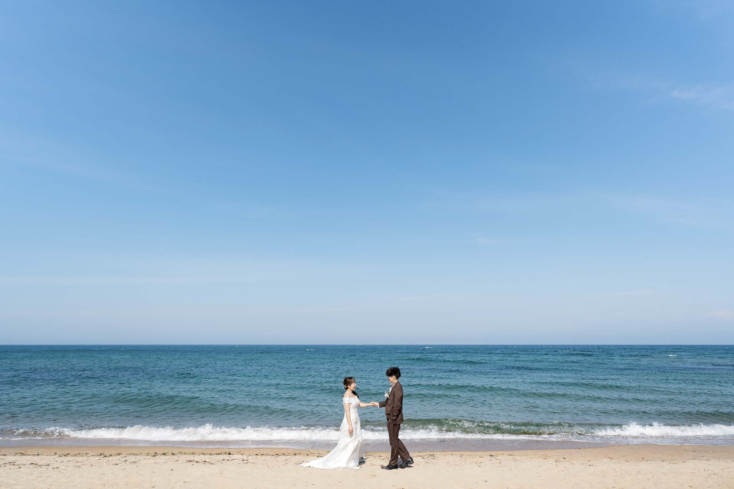 沖縄でリゾートウェディングイメージ