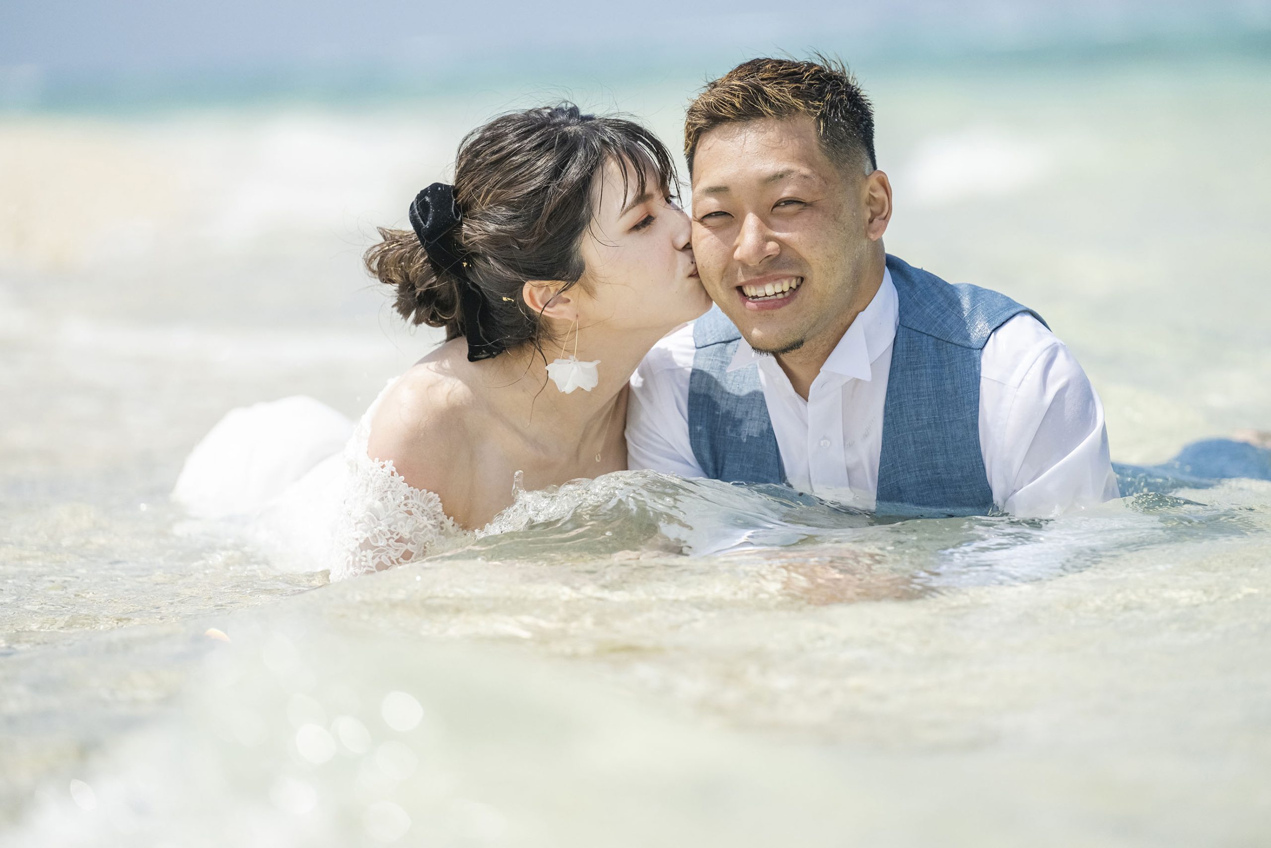 沖縄でリゾートウェディングイメージ