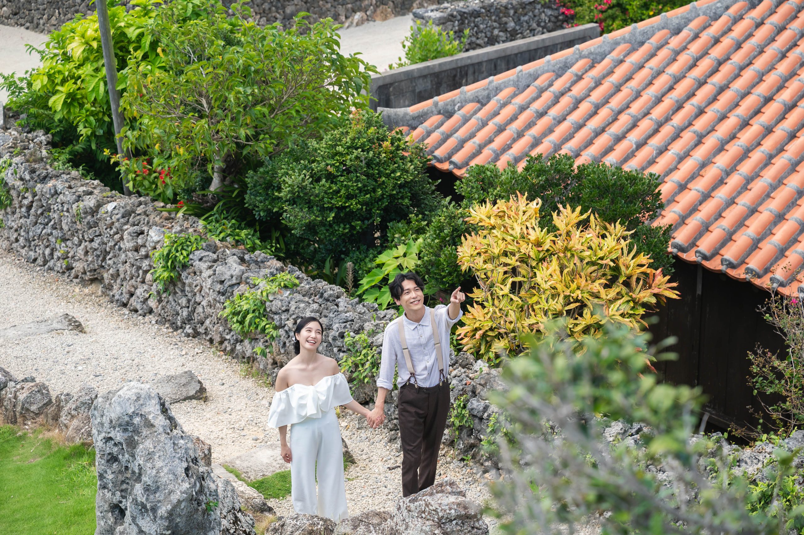 沖縄でリゾートウェディングイメージ